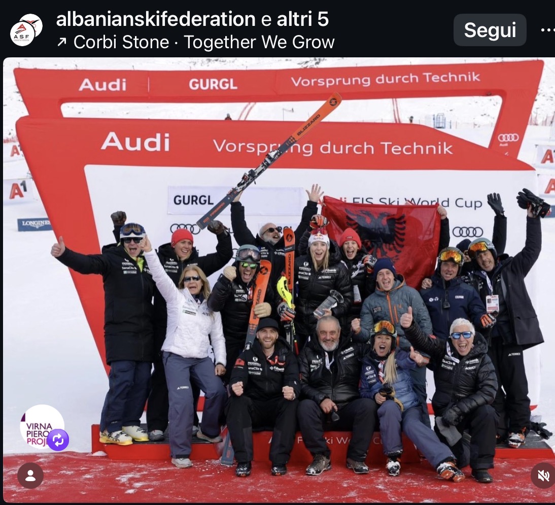 Team Albania sul podio